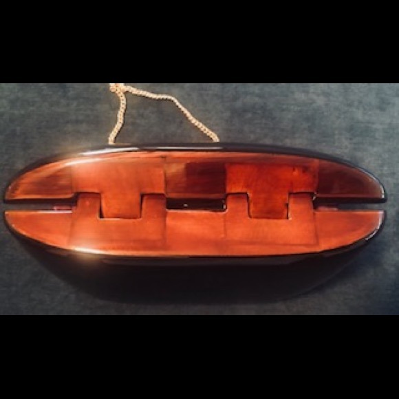 Rocio Wood Cluth - Picture 5 of 5